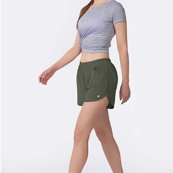 G Gradual Women's Running Shorts 3" Athletic Shorts for Women withZipper Pockets - Picture 5 of 6